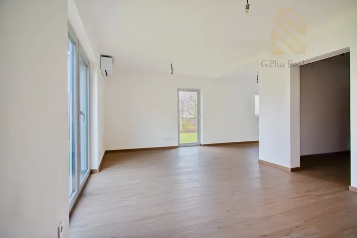 Prodej rodinného domu, Uhersko, 84 m2