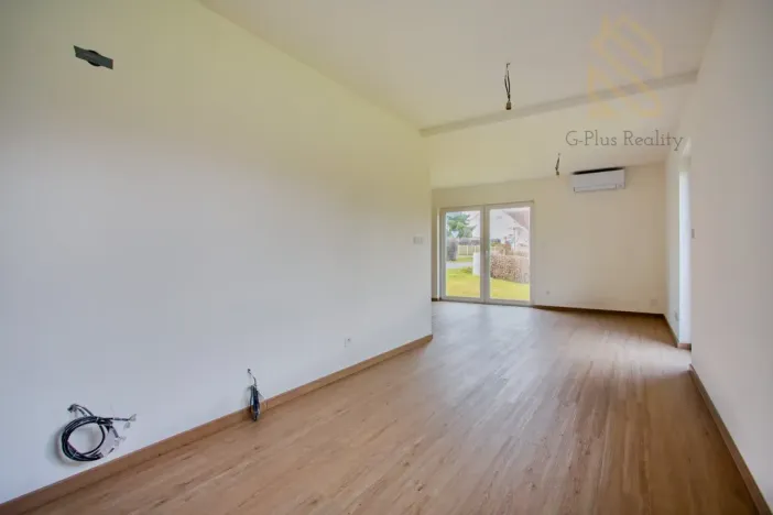 Prodej rodinného domu, Uhersko, 84 m2