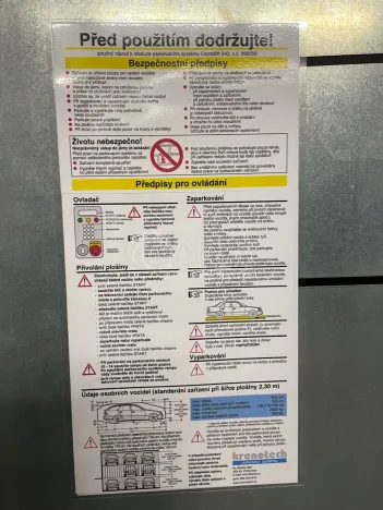 Pronájem garážového stání, Praha - Vinohrady, Francouzská, 14 m2