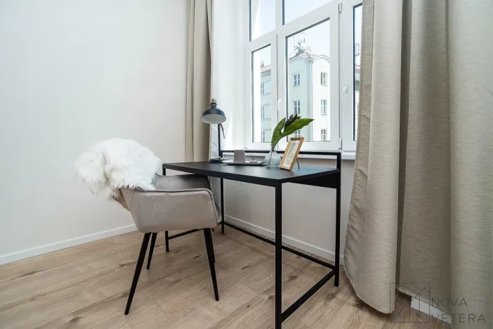 Pronájem bytu 2+kk, Praha - Libeň, Zenklova, 58 m2