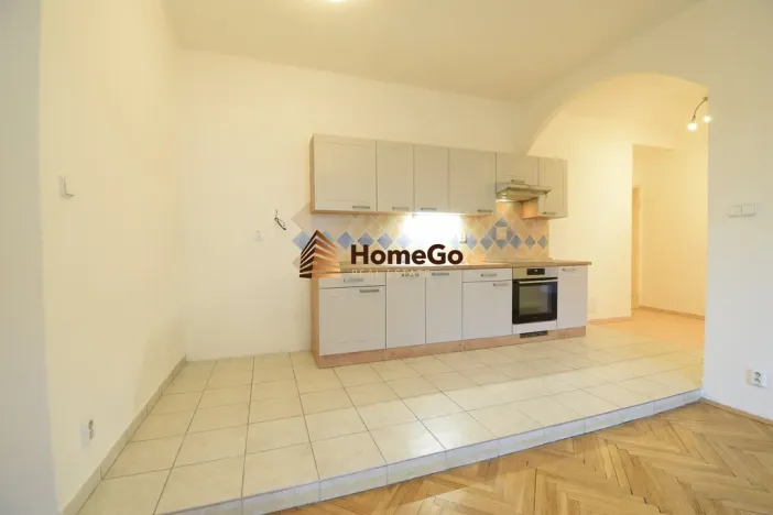 Pronájem bytu 2+kk, Praha - Nusle, U gymnázia, 55 m2