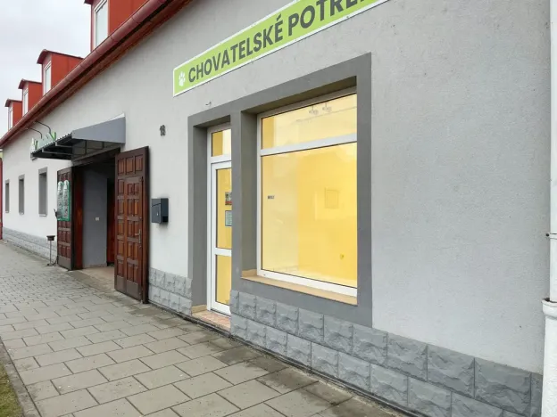 Pronájem obchodního prostoru, Olomouc - Nové Sady, Střední novosadská, 34 m2