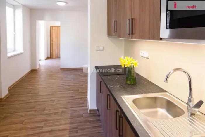Prodej bytu 2+kk, Všemina, 45 m2