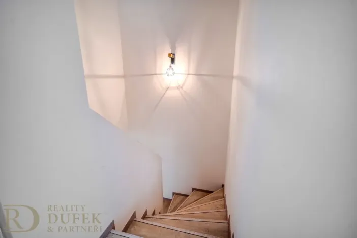 Pronájem rodinného domu, Praha - Hostavice, Hlinířská, 95 m2