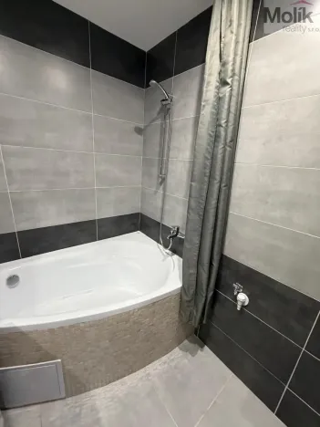 Prodej bytu 4+1, Most, J. A. Komenského, 78 m2