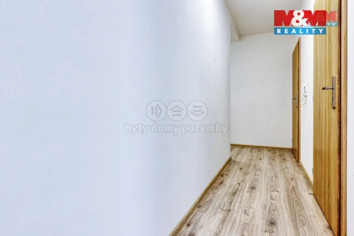 Pronájem bytu 3+kk, Chrást, Kolmá, 70 m2