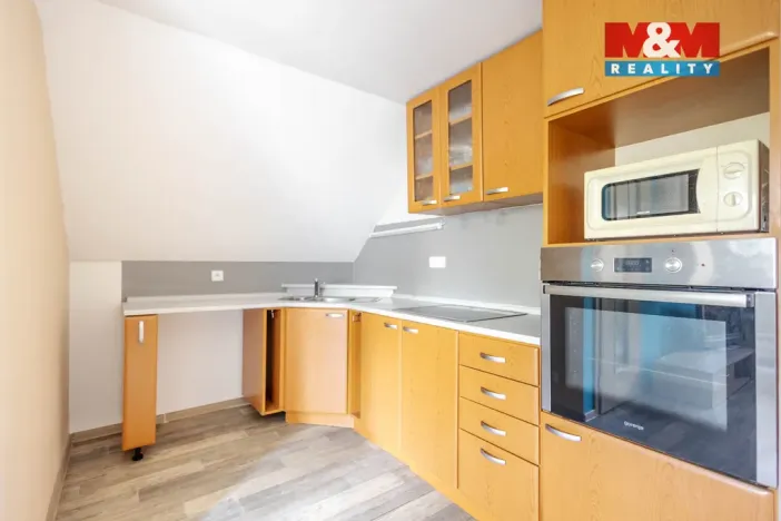 Prodej rodinného domu, Chřibská, 200 m2