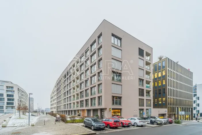 Pronájem bytu 1+kk, Praha - Karlín, U Mlýnského kanálu, 36 m2