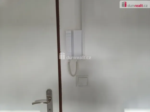 Pronájem komerční nemovitosti, České Budějovice - České Budějovice 2, Na Zlaté stoce, 31 m2