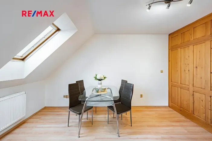 Prodej bytu 4+1, Jindřichův Hradec, Miřiovského, 140 m2