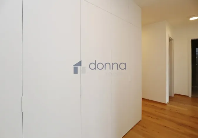 Pronájem bytu 3+kk, Praha, Závišova, 89 m2