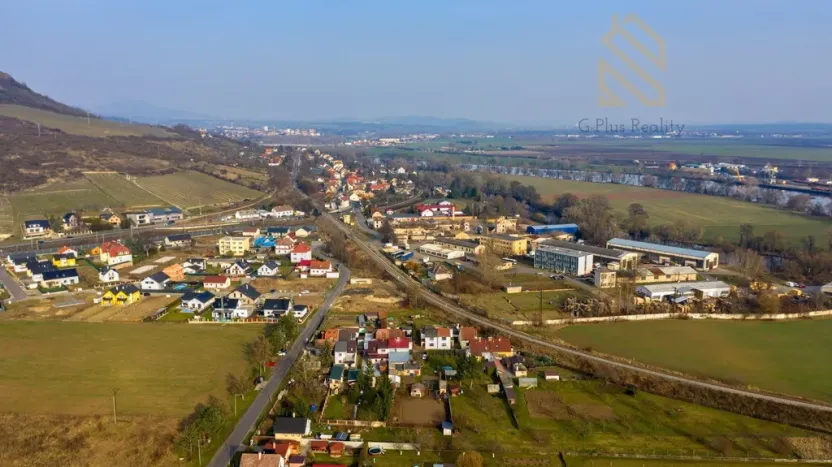 Prodej rodinného domu, Píšťany, 112 m2