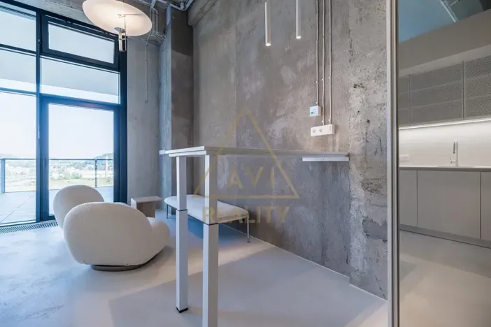 Pronájem atypického bytu, Praha - Modřany, Československého exilu, 41 m2