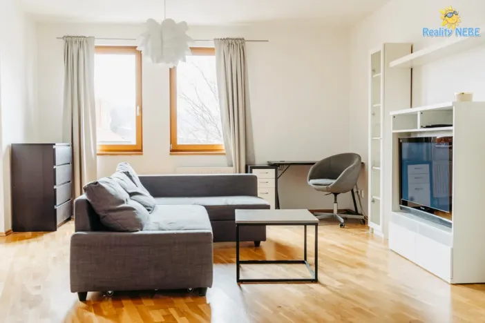 Pronájem bytu 2+kk, Praha - Vyšehrad, Neklanova, 70 m2