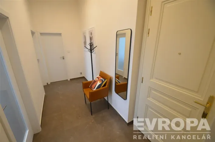 Pronájem bytu 2+kk, Praha - Karlín, Peckova, 55 m2