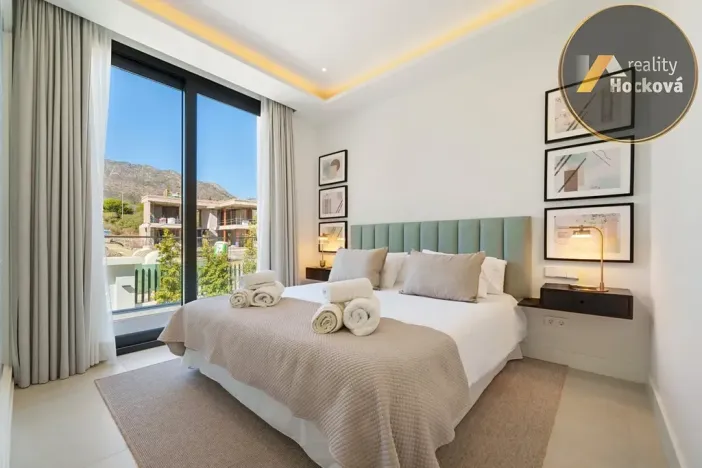 Prodej vily, Marbella, Španělsko, 611 m2