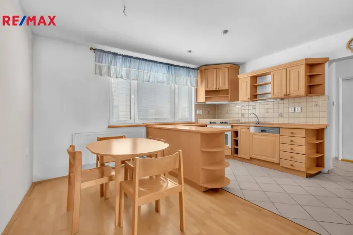 Prodej rodinného domu, Králíky, Za Pilou, 208 m2