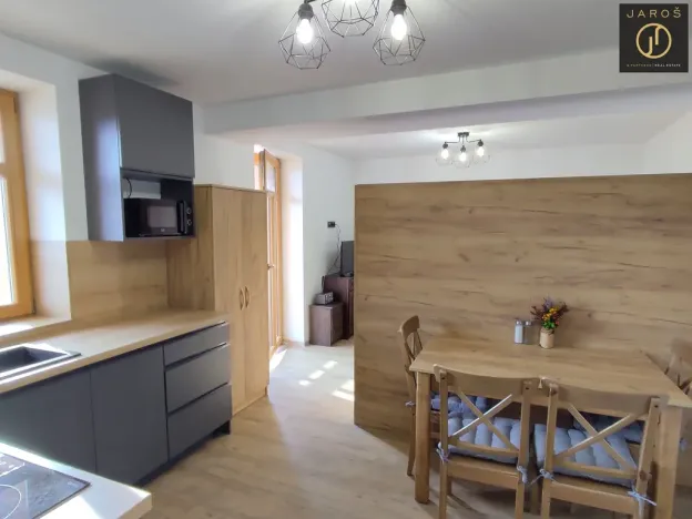 Prodej bytu 2+kk, Horní Planá - Hůrka, 48 m2