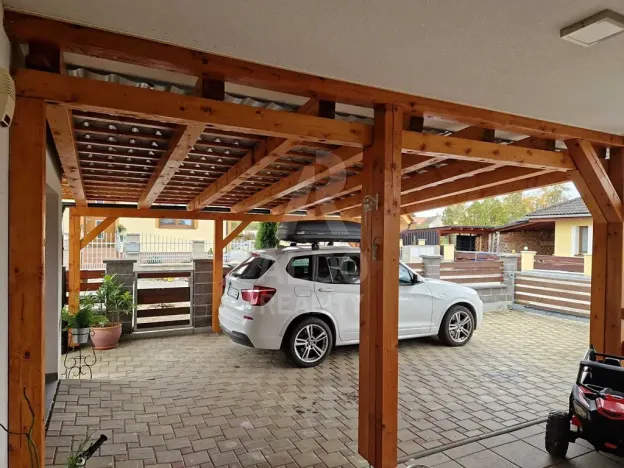 Prodej rodinného domu, Mydlovary, 222 m2