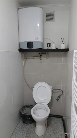 Pronájem obchodního prostoru, Praha - Štěrboholy, Výrobní, 62 m2