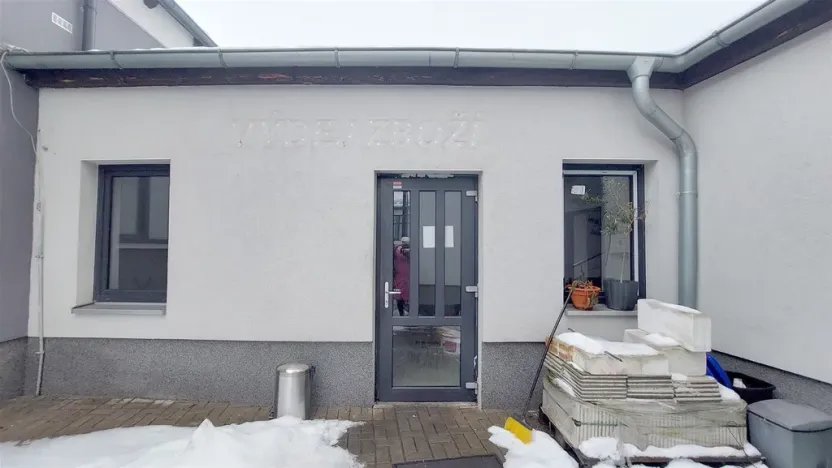 Pronájem obchodního prostoru, Praha - Štěrboholy, Výrobní, 62 m2