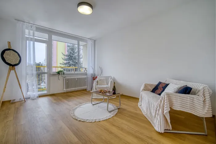 Pronájem bytu 3+1, Děčín - Děčín III-Staré Město, Příčná, 69 m2