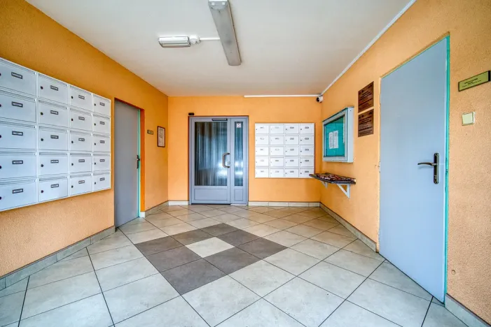 Pronájem bytu 3+1, Děčín - Děčín III-Staré Město, Příčná, 69 m2