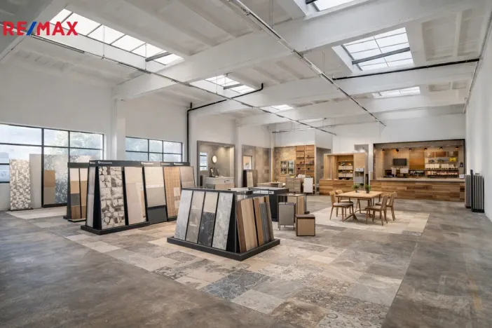 Pronájem výrobních prostor, Otrokovice, 1273 m2