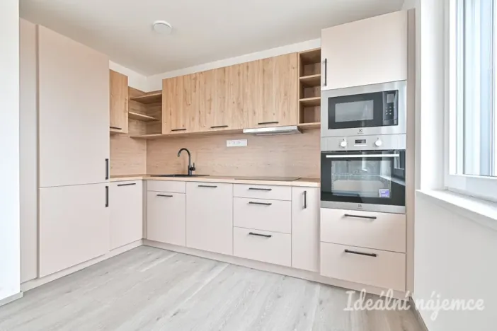 Pronájem bytu 2+kk, Dobřany, Dragounů, 66 m2