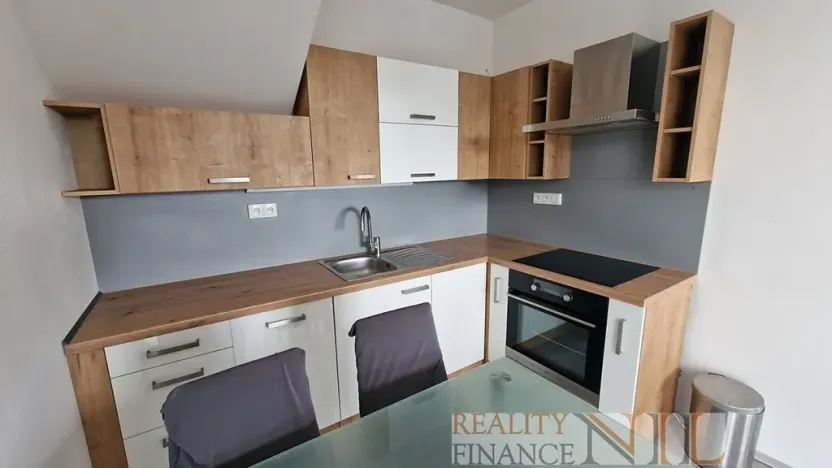 Pronájem bytu 2+kk, Město Touškov, Platanová, 50 m2