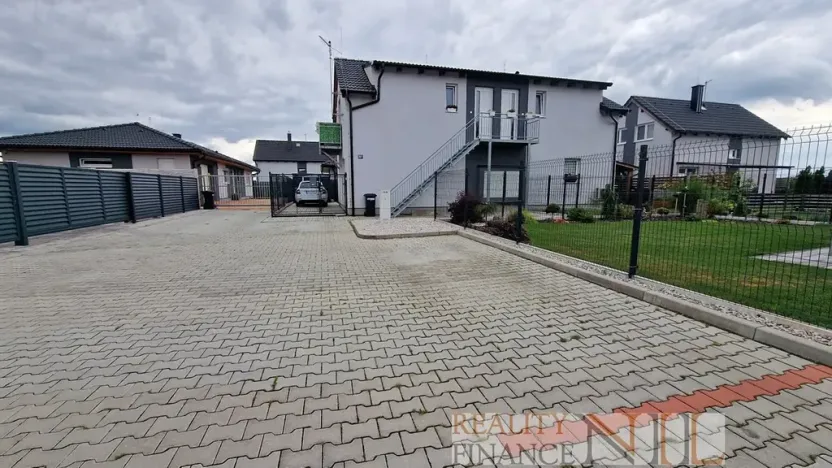 Pronájem bytu 2+kk, Město Touškov, Platanová, 50 m2