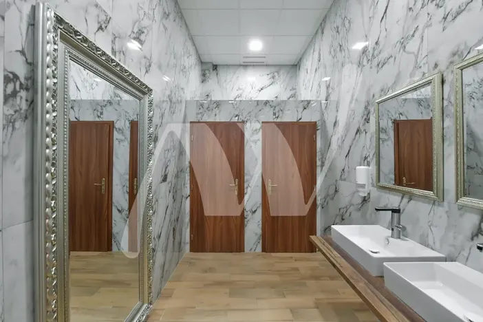 Pronájem kanceláře, Praha - Malá Strana, Malostranské náměstí, 135 m2