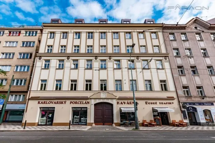 Pronájem bytu 2+kk, Praha - Karlín, Sokolovská, 45 m2