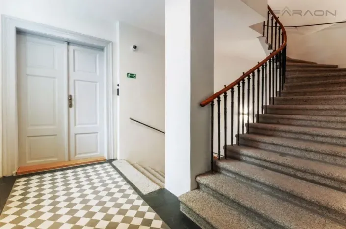 Pronájem bytu 2+kk, Praha - Karlín, Sokolovská, 45 m2