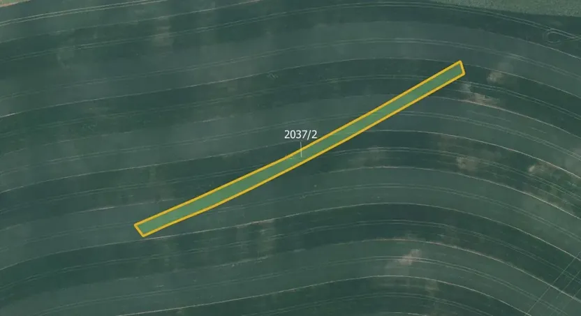 Prodej pole, Milešovice, 15564 m2