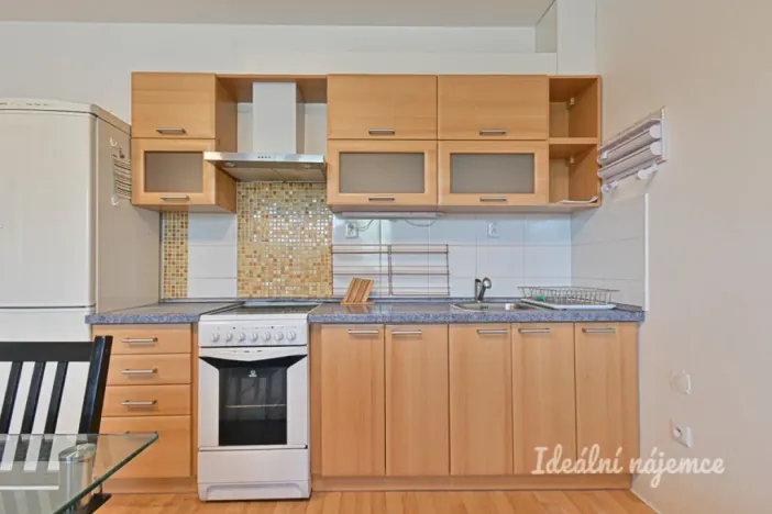 Pronájem bytu 2+kk, Brno - Líšeň, Sedláčkova, 55 m2