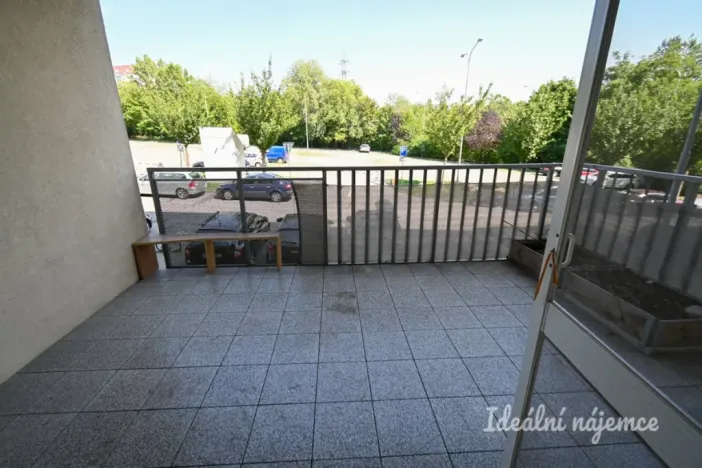 Pronájem bytu 2+kk, Brno - Líšeň, Sedláčkova, 55 m2