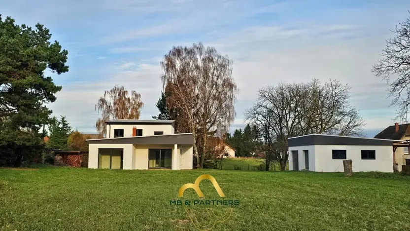 Prodej rodinného domu, Doubravička, 195 m2