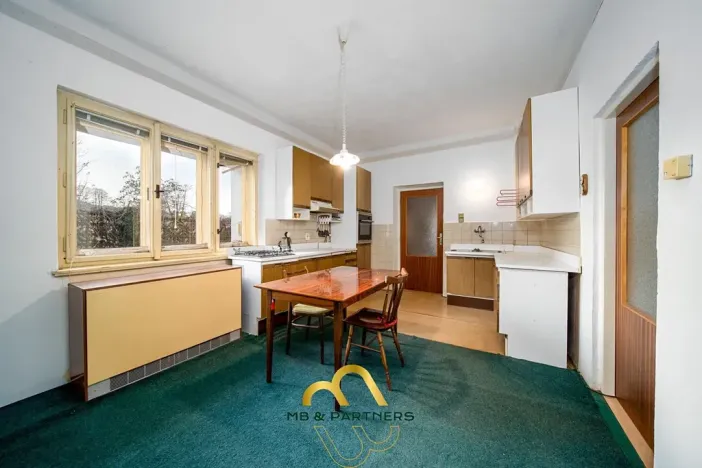 Prodej rodinného domu, Chuchelna, 216 m2