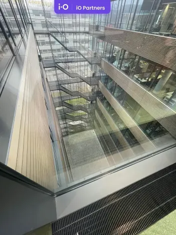 Pronájem kanceláře, Praha - Michle, Vyskočilova, 1135 m2