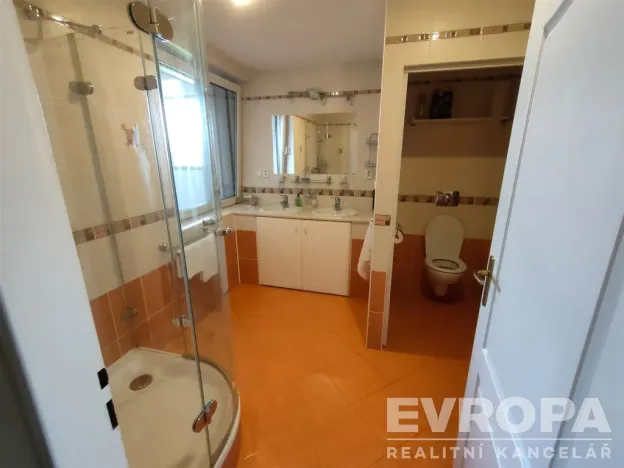 Prodej rodinného domu, Uhlířské Janovice, Kolínská, 495 m2