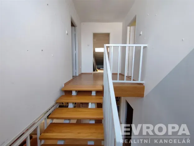 Prodej rodinného domu, Uhlířské Janovice, Kolínská, 495 m2