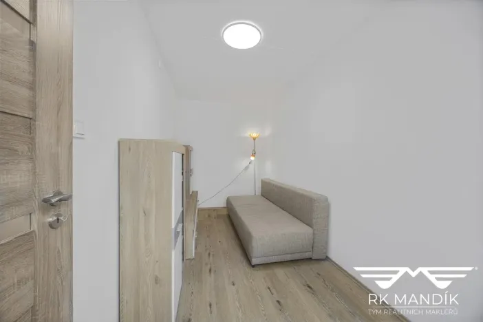 Pronájem bytu 3+1, Praha - Střížkov, Harrachovská, 52 m2