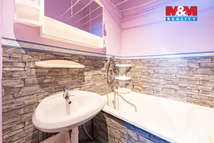 Prodej bytu 3+1, Aš, Palackého, 67 m2