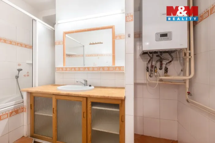 Prodej bytu 2+1, Holešov, nám. Svobody, 60 m2