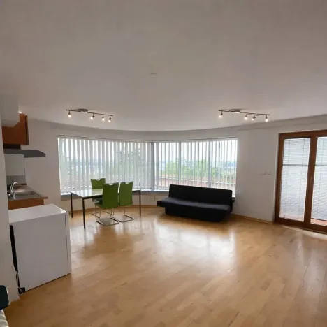 Pronájem bytu 2+kk, Praha - Kobylisy, Mirovická, 58 m2