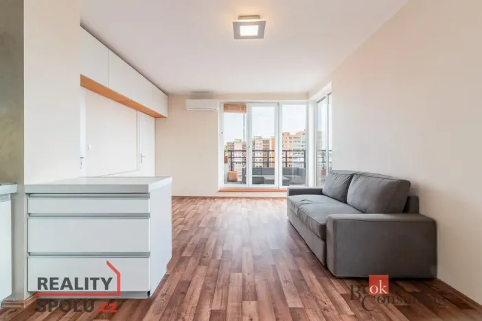 Pronájem bytu 2+kk, Praha - Krč, Pasteurova, 41 m2