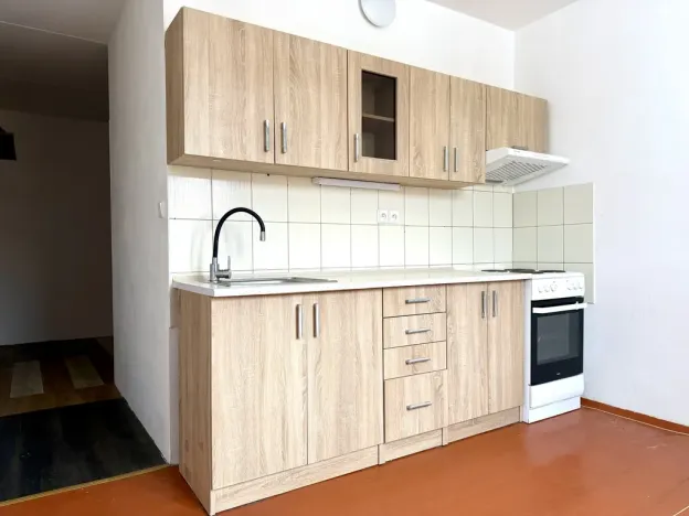 Pronájem bytu 2+1, Tisová, 74 m2