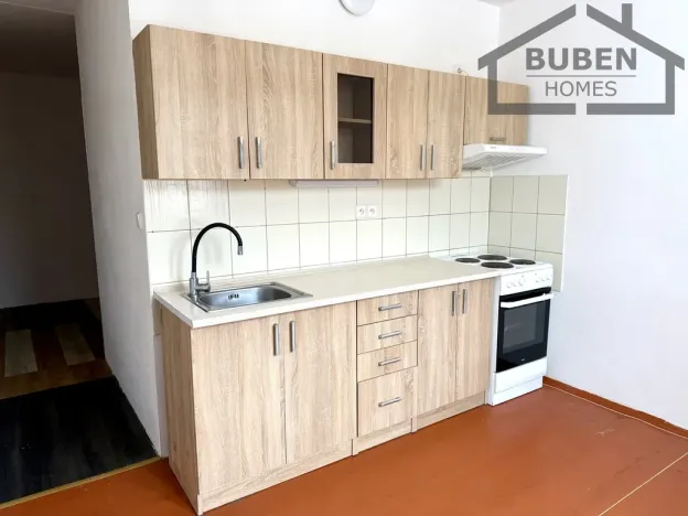 Pronájem bytu 2+1, Tisová, 74 m2