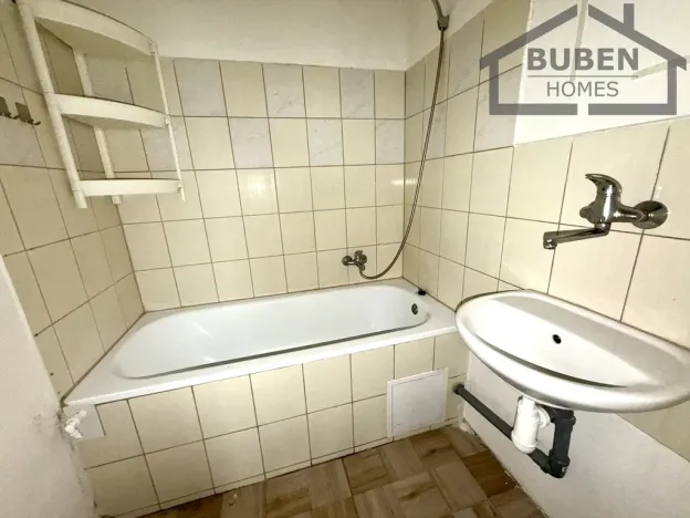 Pronájem bytu 2+1, Tisová, 74 m2